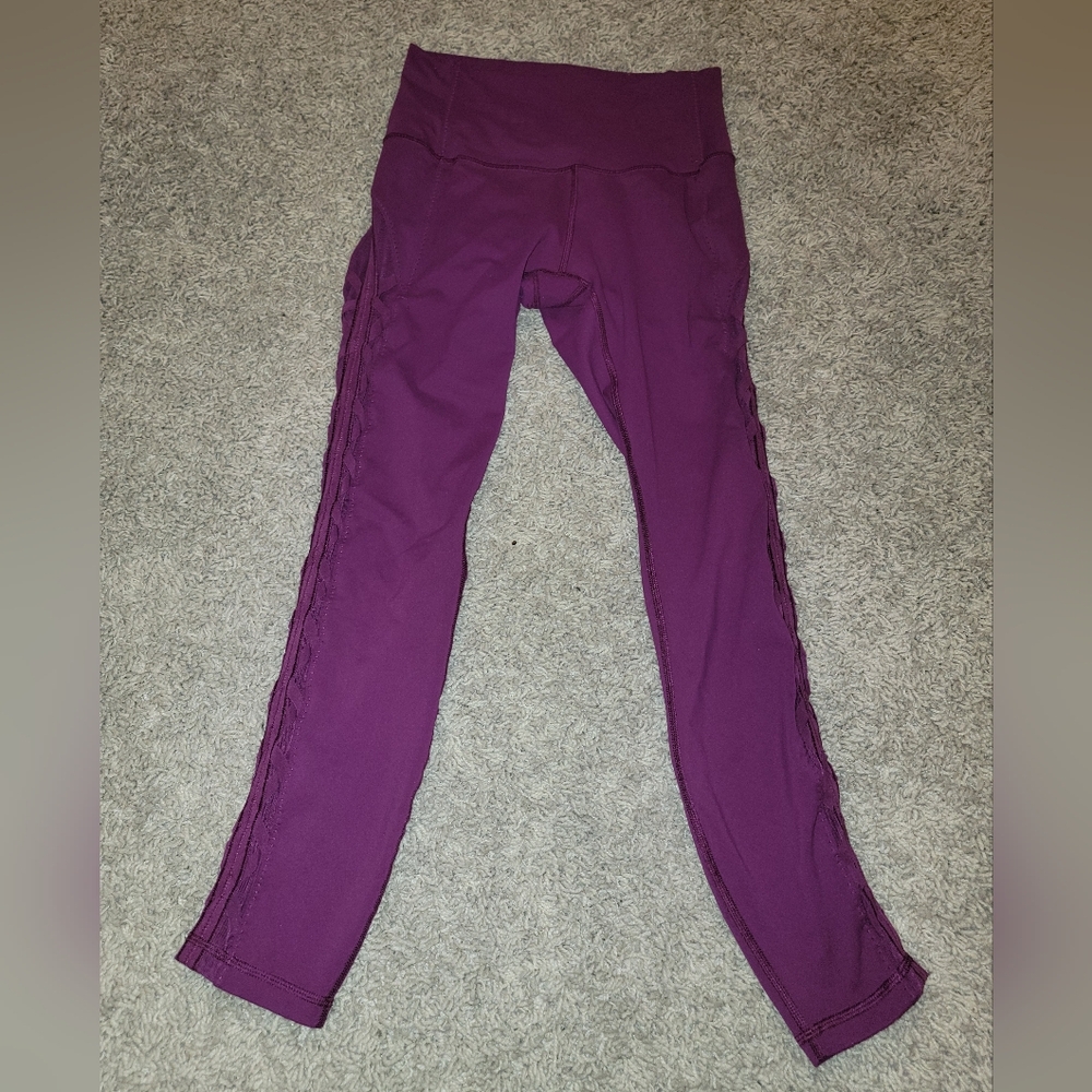 Lululemon Leggings With Detail On Legs